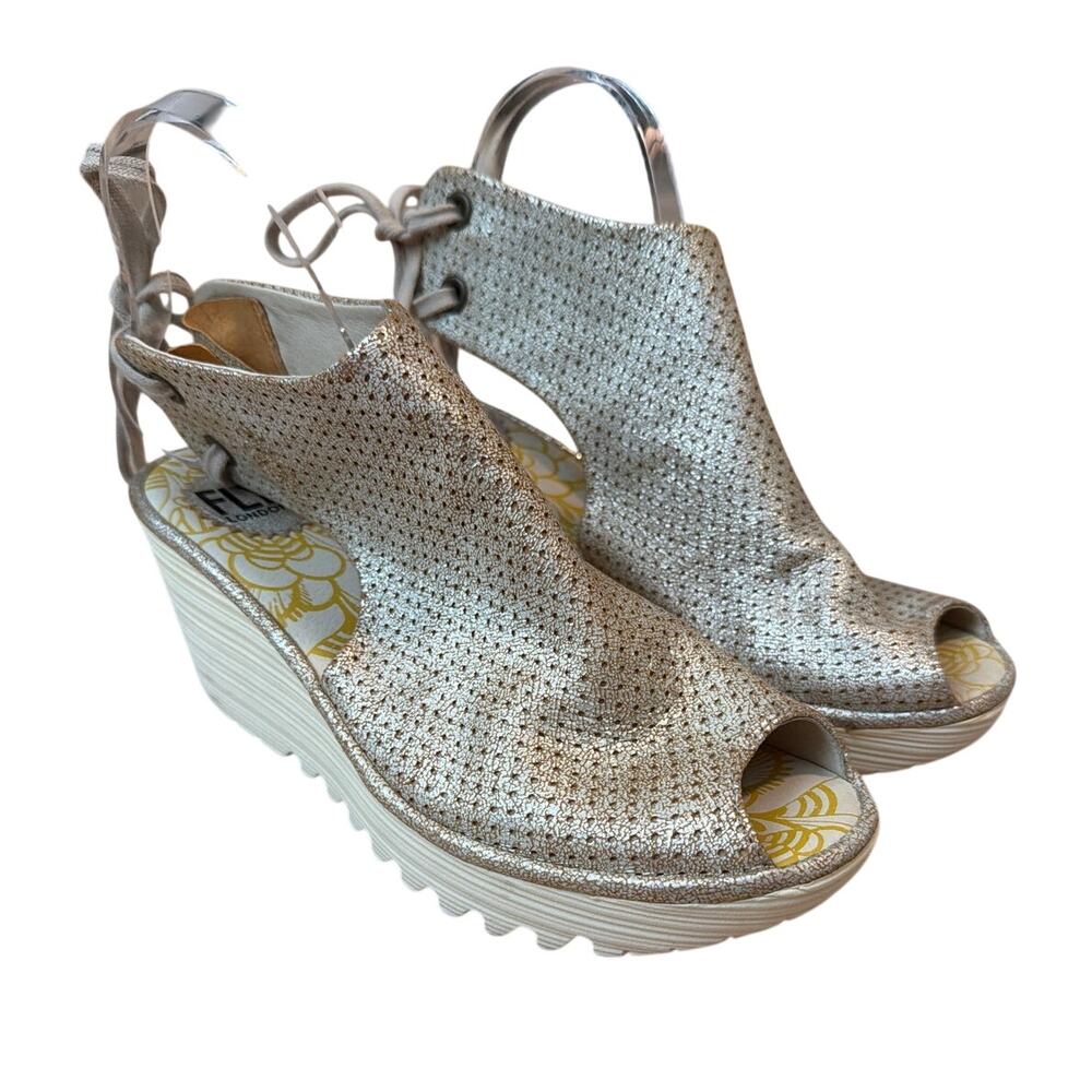 FLY London Borgona Womens Leather Silver Peep Toe Heels EUR 38 US 7.5